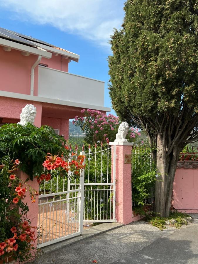 Villa Rosa Giustenice Eksteriør bilde